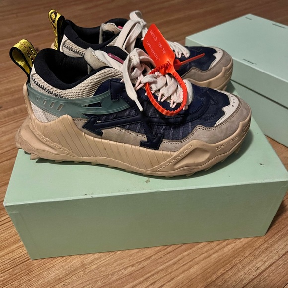 Off-White Odsy - Picture 2 of 10